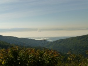 Über den Wolken. Blich in die Ebene nach Tschechien.